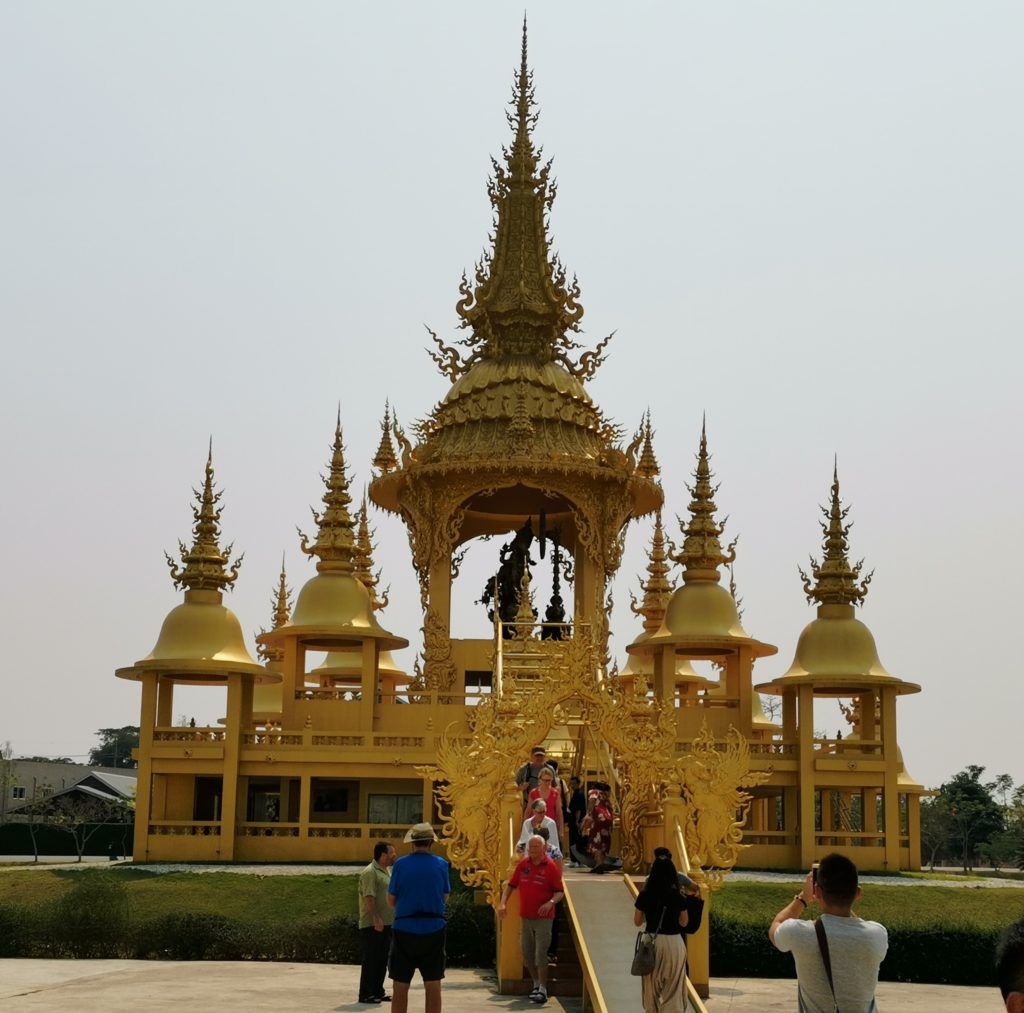 白庙（WHITE TEMPLE）真正的英文名叫Wat Rong Khun|寺庙|泰国|建筑师_新浪新闻